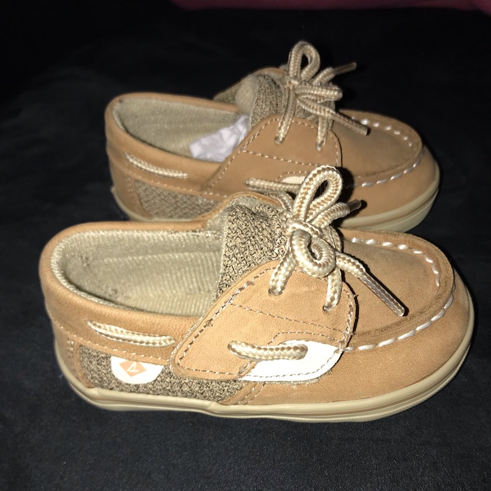 Toddler size 3 Sperry Velcro boat shoe